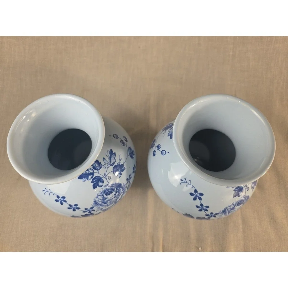 Anthropologie White Blue Floral Ceramic Vases Set of 2 Chinoiserie‎ Style Decor